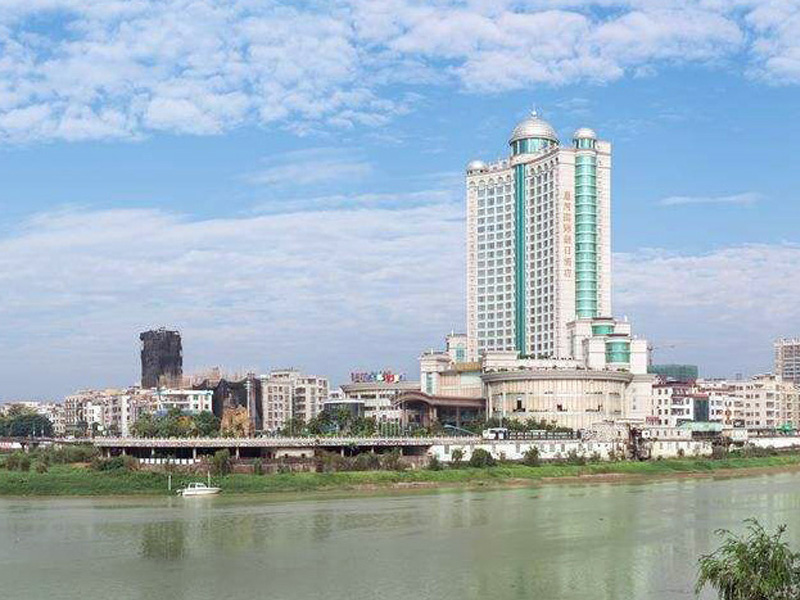 Central Air Conditioning and Hot Water Project of Galaxy International Holiday Hotel