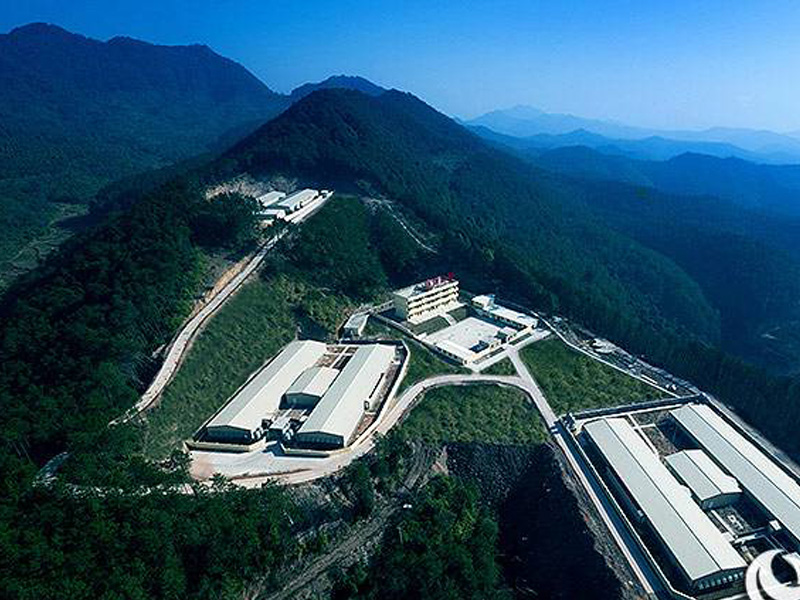 Yangxiang Pig Gene Technology 30,000 Pig Farm Air Conditioning and Hot Water Project