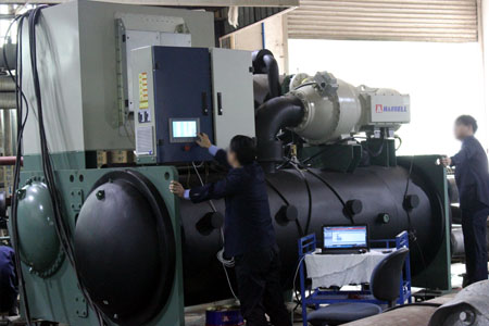 How does the chiller manufacturer ensure the quality of the chiller?