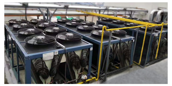Low operating cost of the cooling and heating unit (dual-source heat pump) system